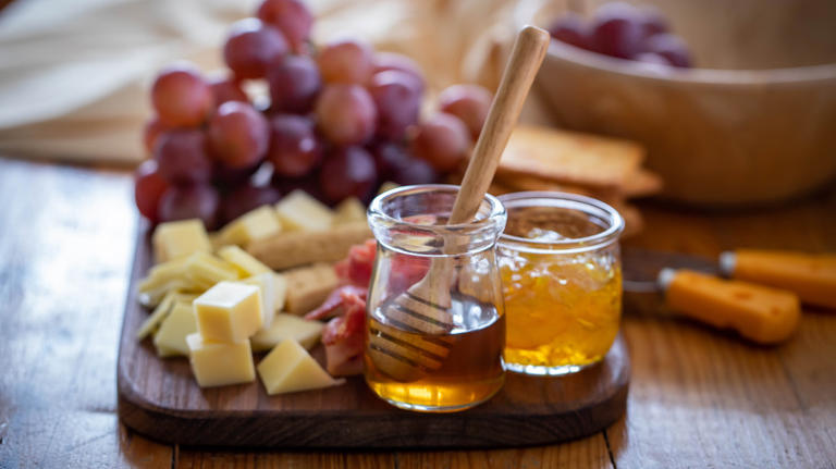 15 Best Uses For Fruit Preserves