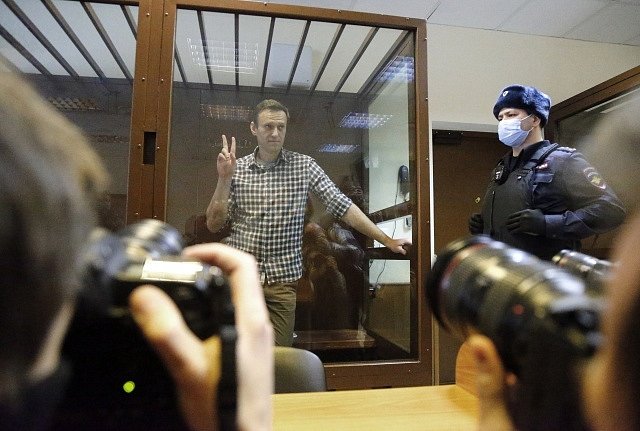 navalnyj byl další. putinovi kritici umírají už dlouhé roky, násilně i záhadně