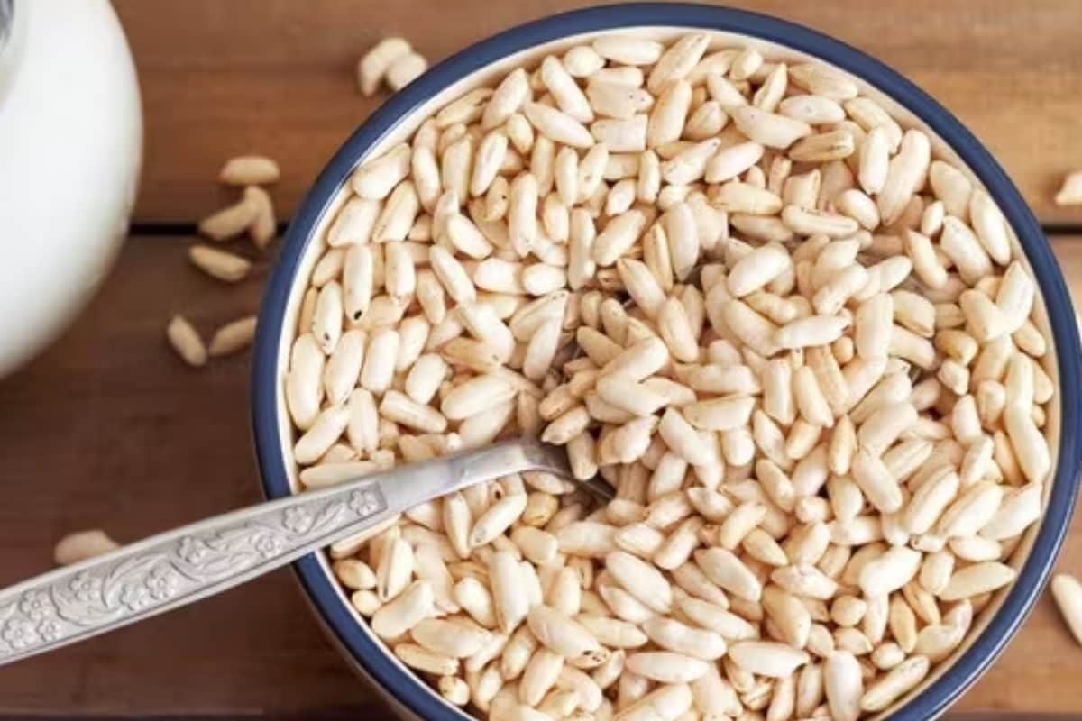 weight loss to regulating blood pressure, health benefits of puffed rice