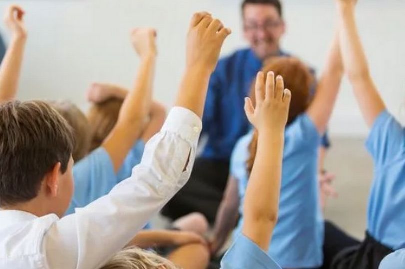 parents warned 'be extra vigilant' over grim problem sweeping uk classrooms
