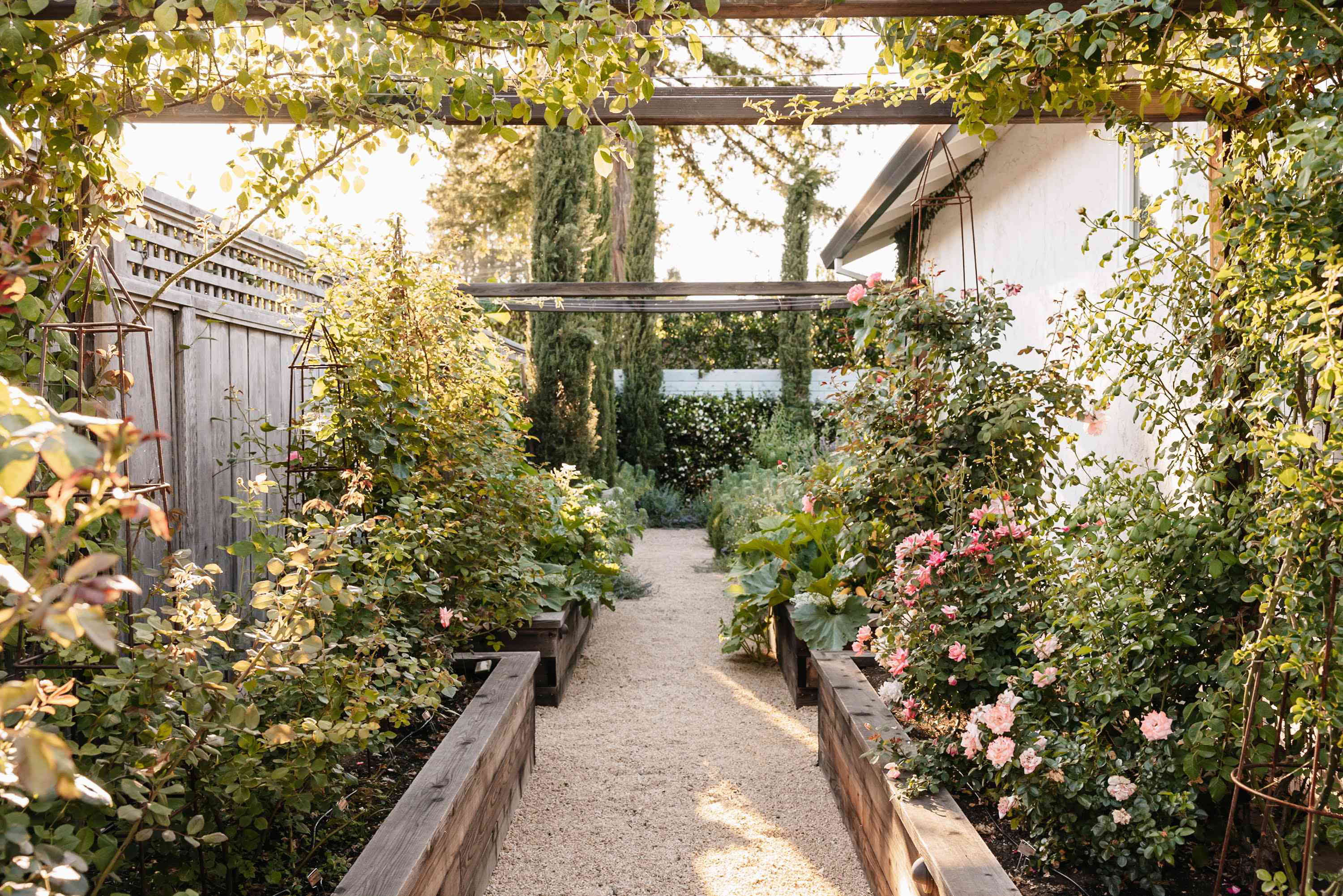 14 Cheap DIY Garden Path Ideas for a Pretty, Budget-Friendly Walkway