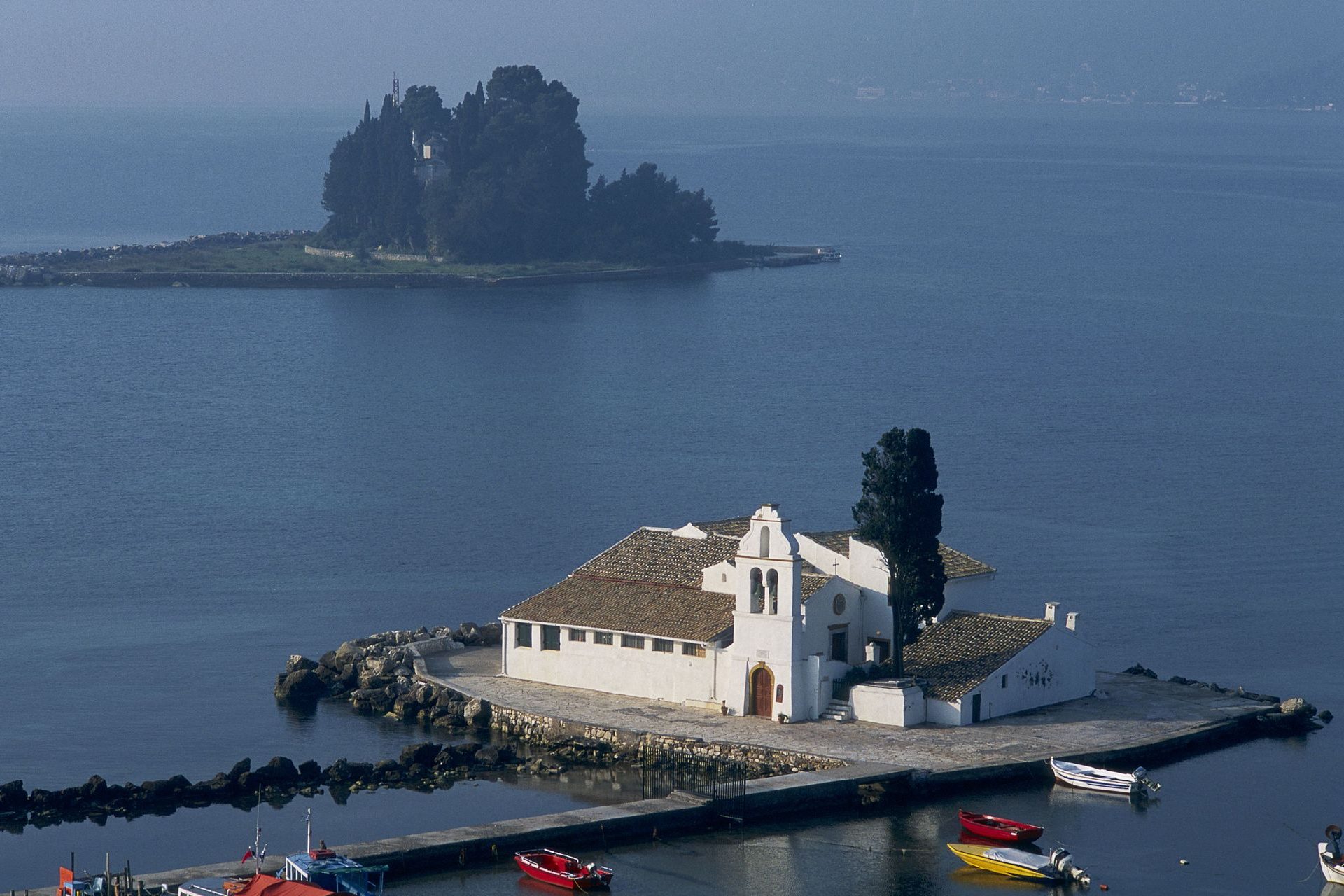 <p>Far from the tourist islands of the Aegean Sea, Corfu has retained its authenticity and its legendary hospitality. This island located on the west coast, not far from Albania, is one of those where nature is best preserved, in particular thanks to its olive groves. Ideal for an excursion off the regular routes.</p>