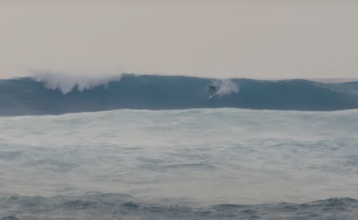 watch: surfing 'triple overhead' makaha in biblically big hawaii swell