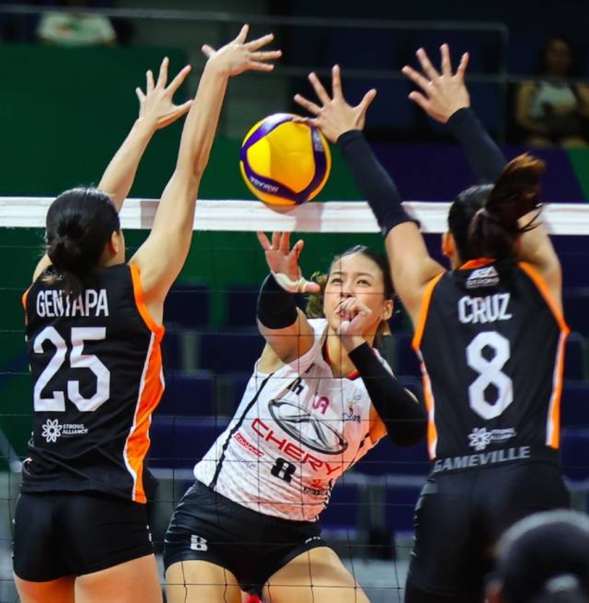 aby, ara presence boosts eya's confidence