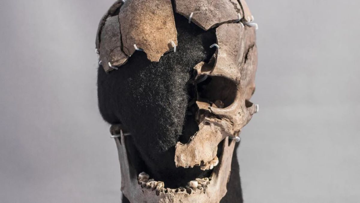 ανθρωποθυσία στον βάλτο πριν από 5000 χρόνια – του έσπασαν το κρανίο με οκτώ χτυπήματα
