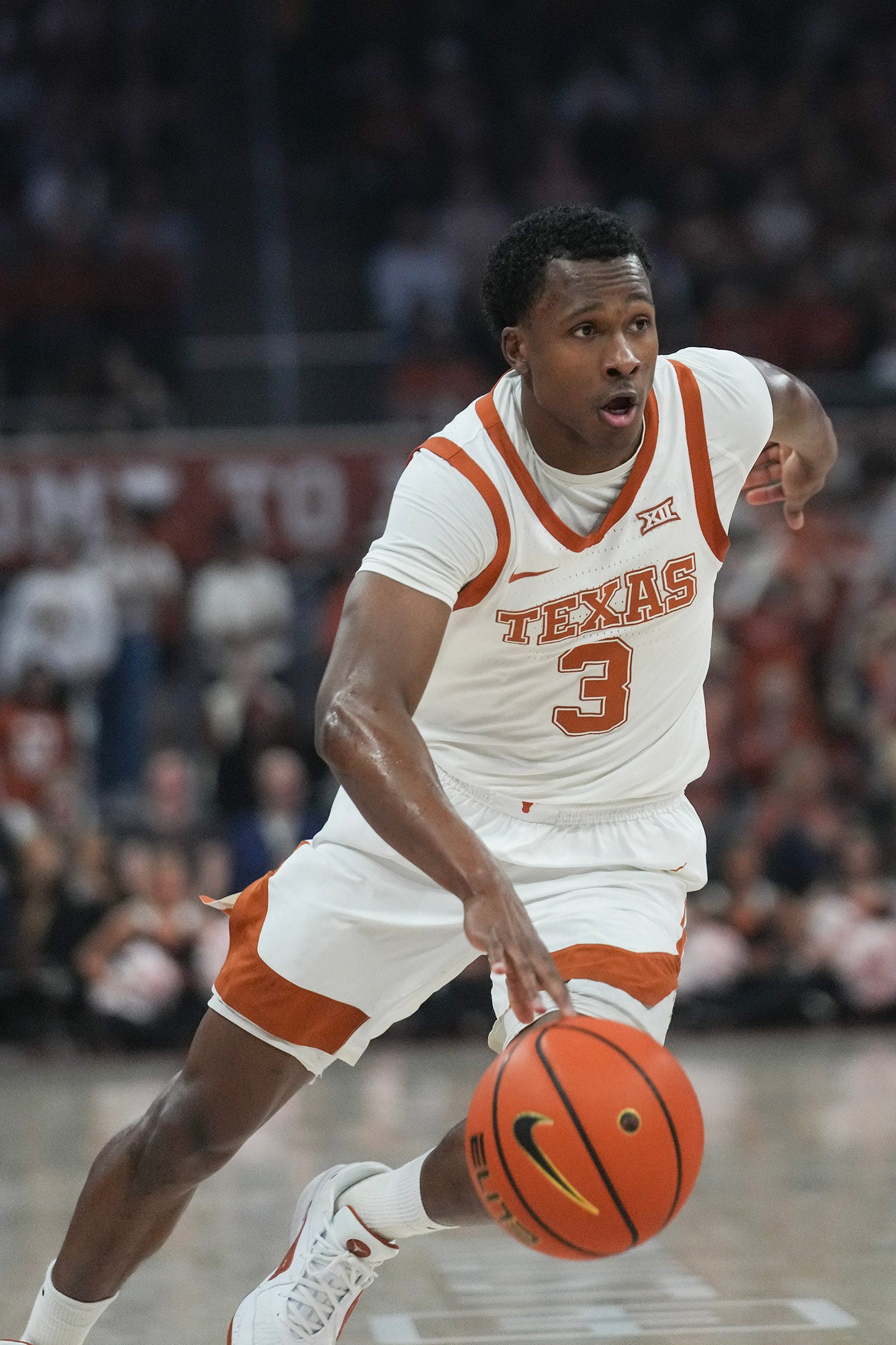 Texas Basketball Holds Off Kansas State To Get Needed Big 12 Win