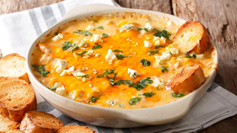 the-simple-extra-step-for-perfect-buffalo-chicken-dip