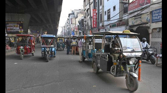 Ludhiana: E-rickshaws sans number plates to be confiscated after March 15