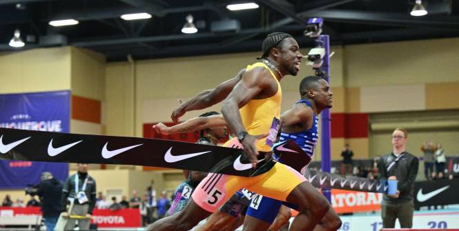 noah lyles foudroie christian coleman en finale du 60 m des championnats des états-unis d'athlétisme en salle
