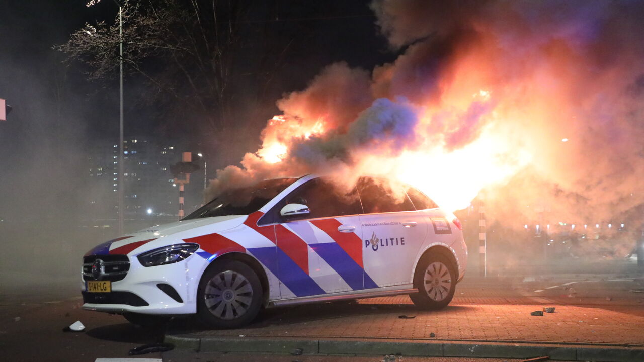 Acht Agenten Gewond Na Zware Rellen Tussen Eritreeërs In Den Haag