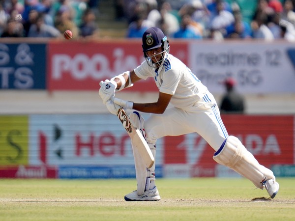 yashasvi jaiswal becomes first indian to score 2 double hundreds against england in tests
