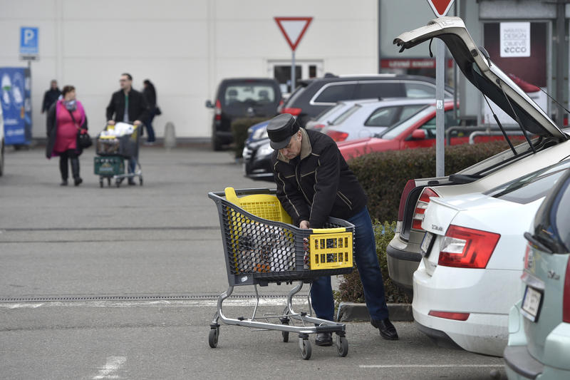 dopady inflace vnímá 85 procent čechů, čekají ale, že bude lépe