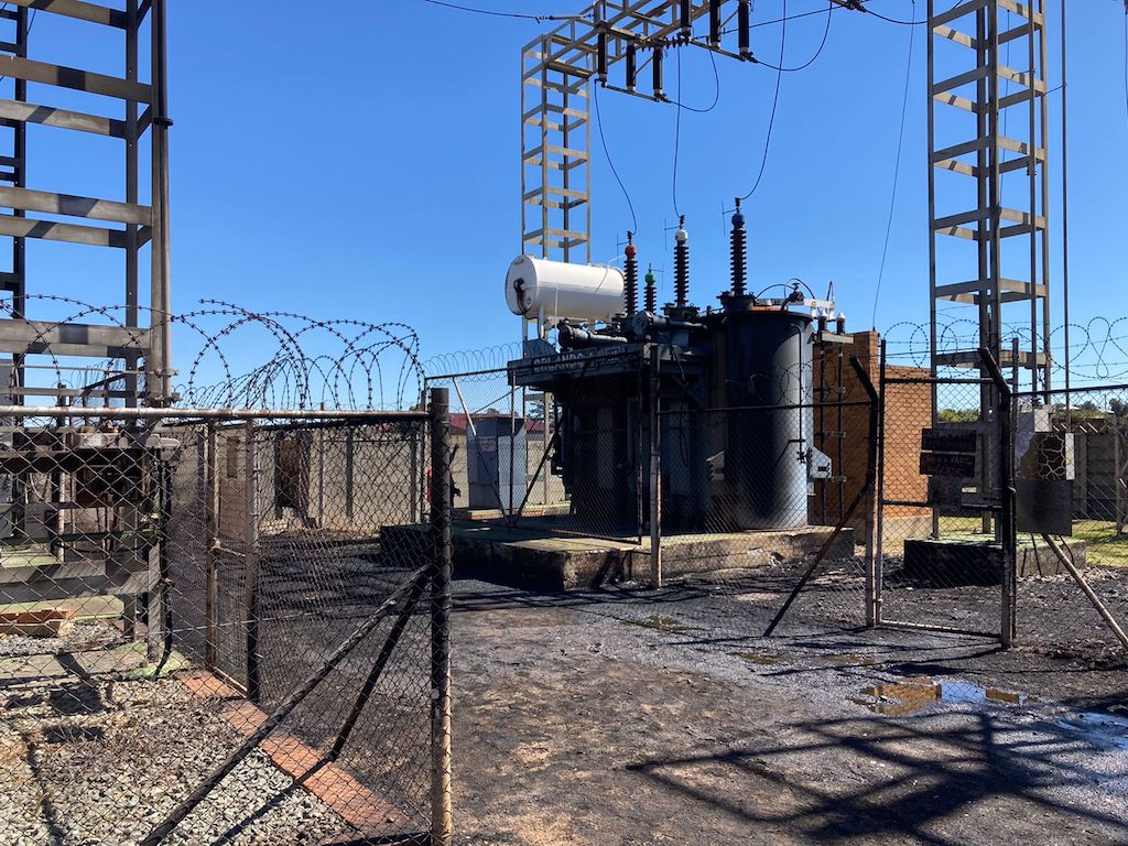 lunar substation fire leaves lenasia south in the dark