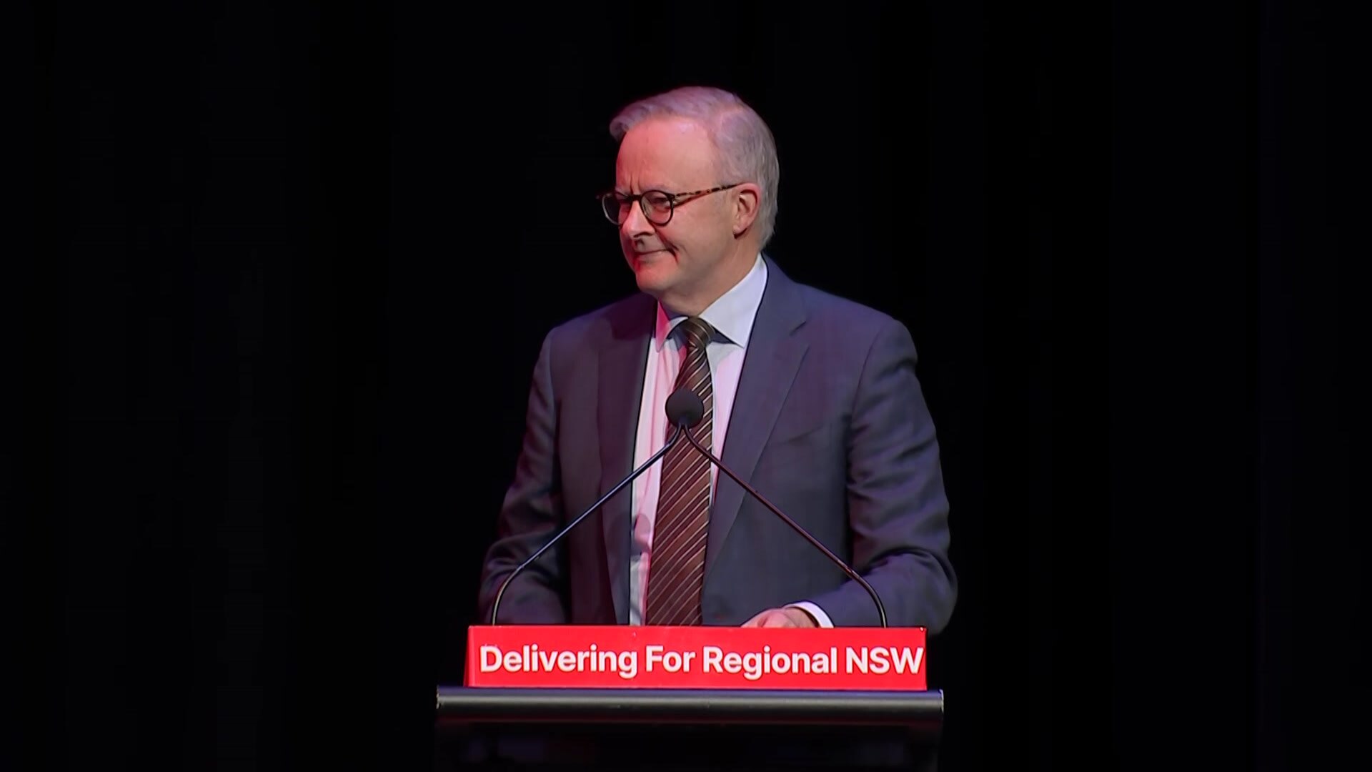 anthony albanese speaks at country labor conference amid calls for fresh water access in regional schools