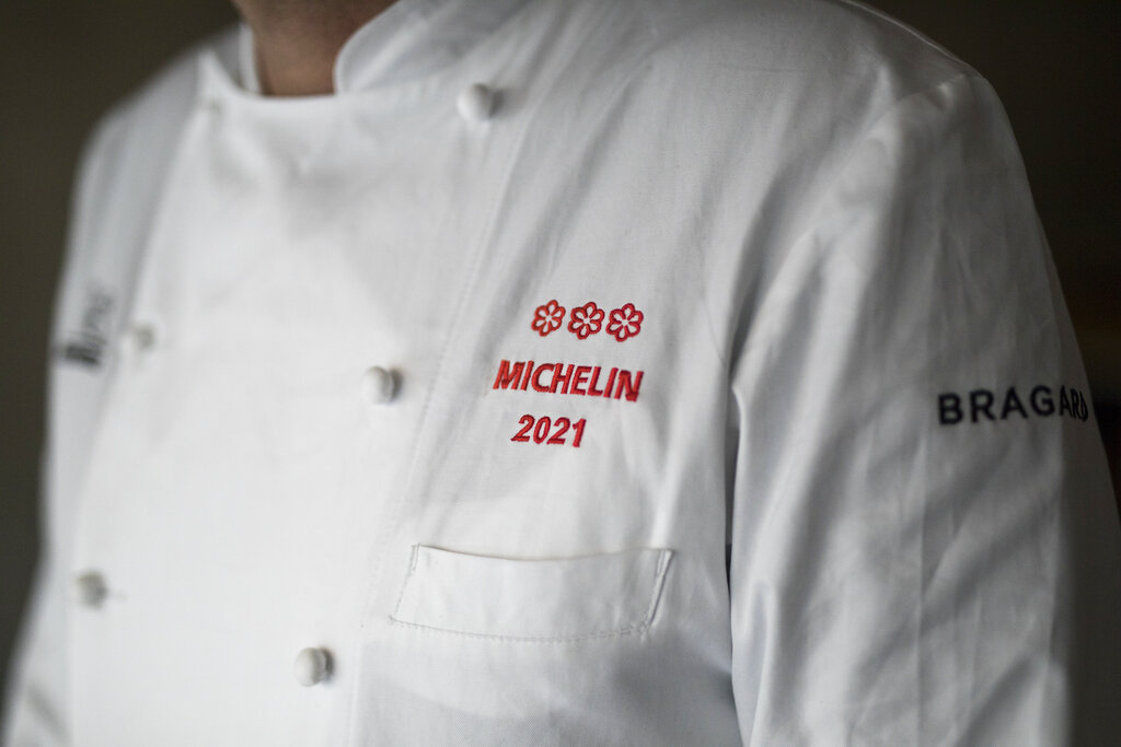 αστέρια michelin: πώς μια εταιρεία ελαστικών έφτασε να αξιολογεί τα κορυφαία εστιατόρια