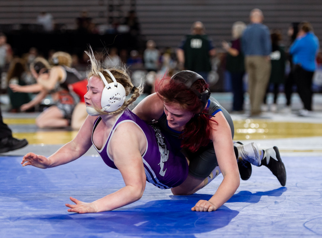 mat classic 2024 photos: wiaa wrestling championships featured dominance and perseverance
