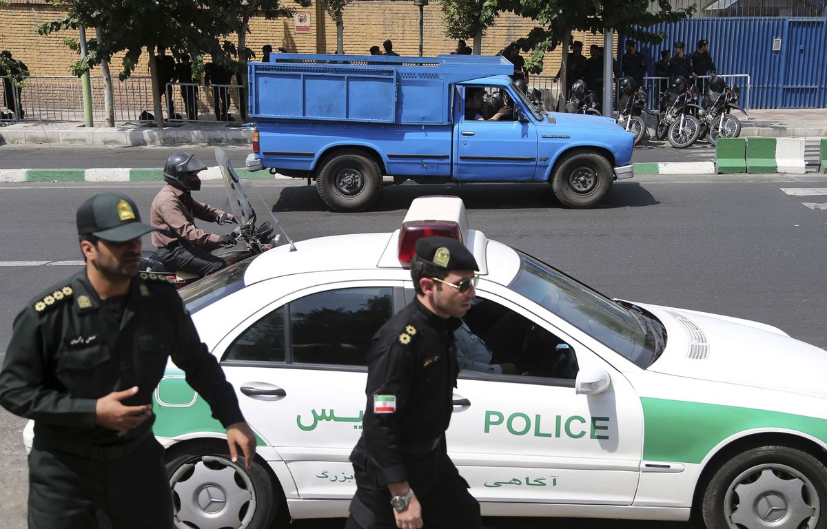 iran : un homme tue 12 membres de sa famille avec une arme à feu
