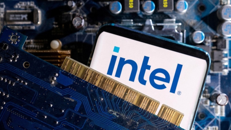 intel eyes a chip comeback with a $10 billion push from biden administration