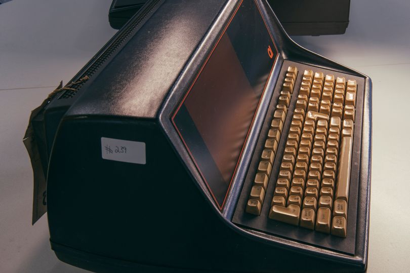 android, two of world's first desktop computers found during london house clearance