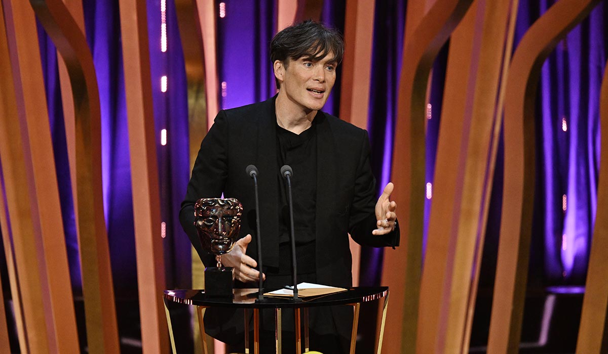 BAFTA 2024 All The Viral Moments From Cillian Murphy S Rebel Song To   BB1itSab.img