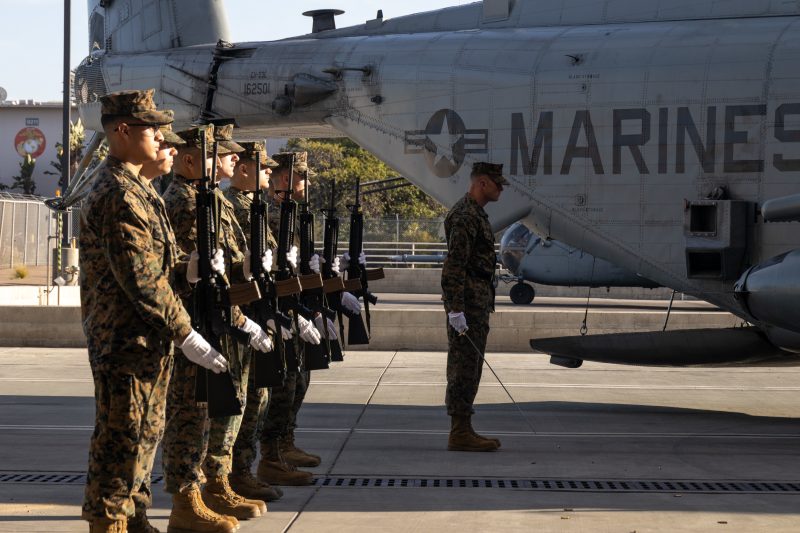 Memorial Held For Five Marines Killed In Helicopter Crash