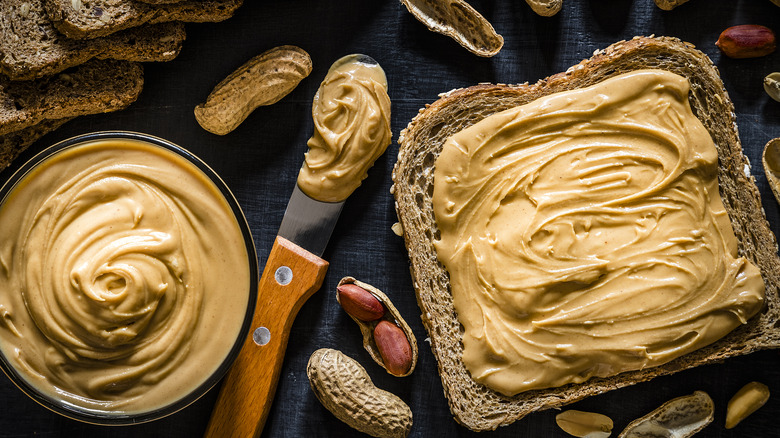 does aldi sell organic peanut butter?