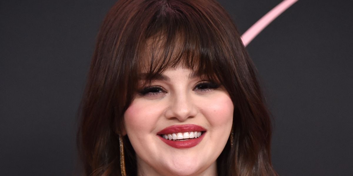 Selena Gomez Shares Stunning Makeup-free Selfie