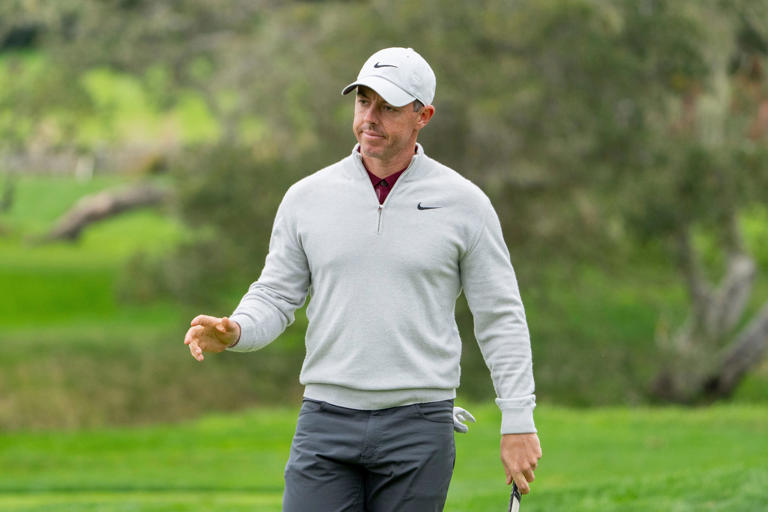Rory McIlroy acknowledges the crowd after making his putt on the second hole during the third round of the AT&T Pebble Beach Pro-Am golf tournament at Pebble Beach Golf Links. (Photo: Kyle Terada-USA TODAY Sports)
