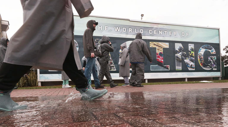 Rain postpones Daytona 500, forcing some NASCAR fans to begin the sad