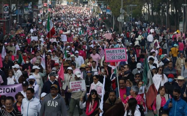 La Jornada - Así Se Vivió La Llamada Marcha Por La Democracia