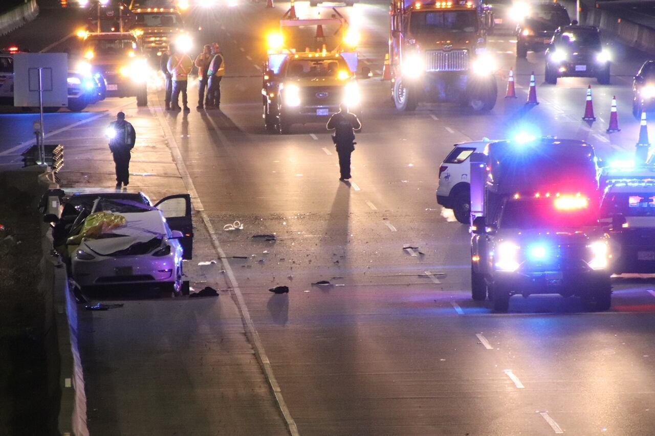 1 Dead, 2 Critically Injured After Crash On Burnaby, B.C., Highway