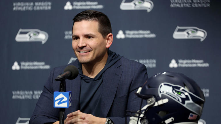 Seahawks 2024 schedule: Mike Macdonald era likely to begin at home