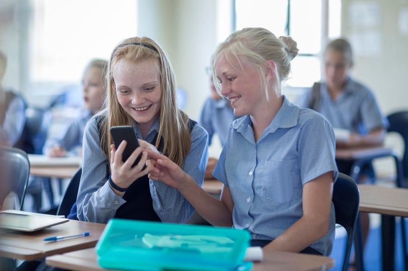 mobile phones to be banned inside schools - full plan with rules for teachers too