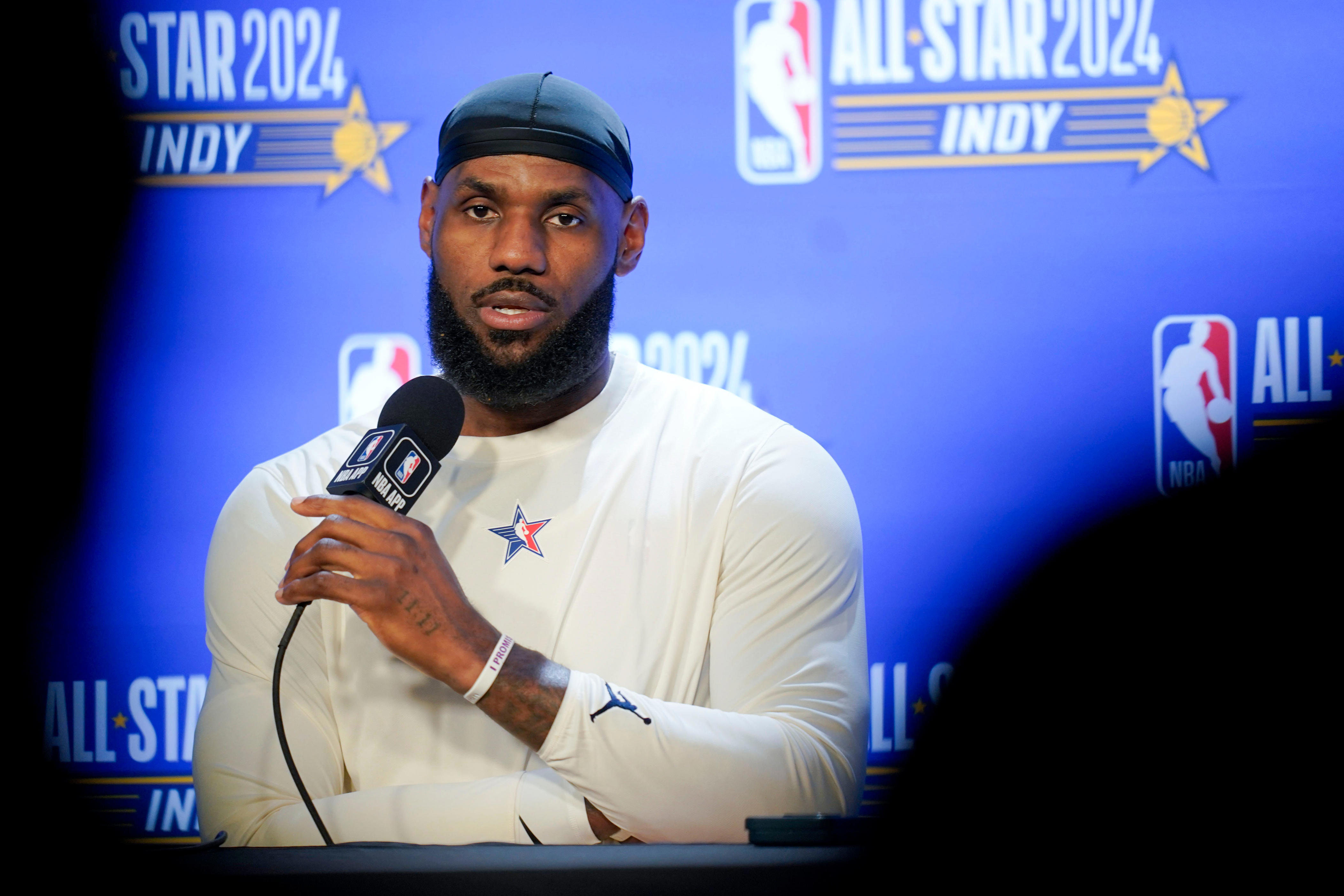 LeBron James Indicates At NBA All-Star Game Intention To Remain With ...