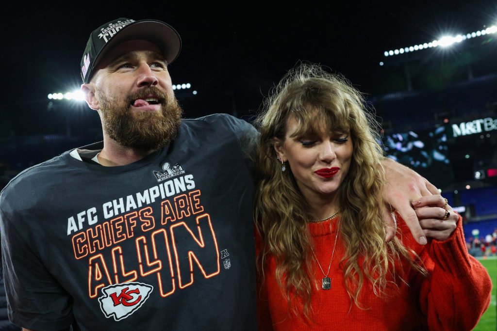 While Taylor Swift Readies Her New Album Travis Kelce Continues To   BB1iusMN.img