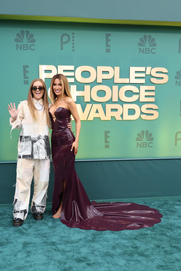 All the Couples Turning People's Choice Awards 2024 Into a Date Night