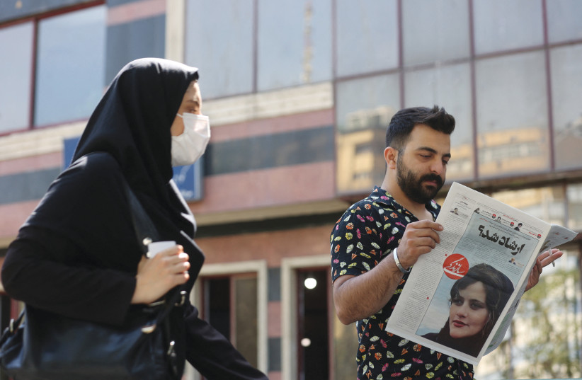 iranian women are 'not afraid' to shed hijab on streets of tehran report shows
