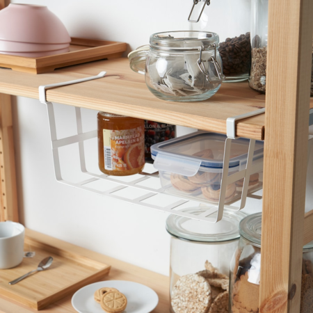 optimizamos el espacio de los armarios de cocina sin taladros con este gadget barato de ikea