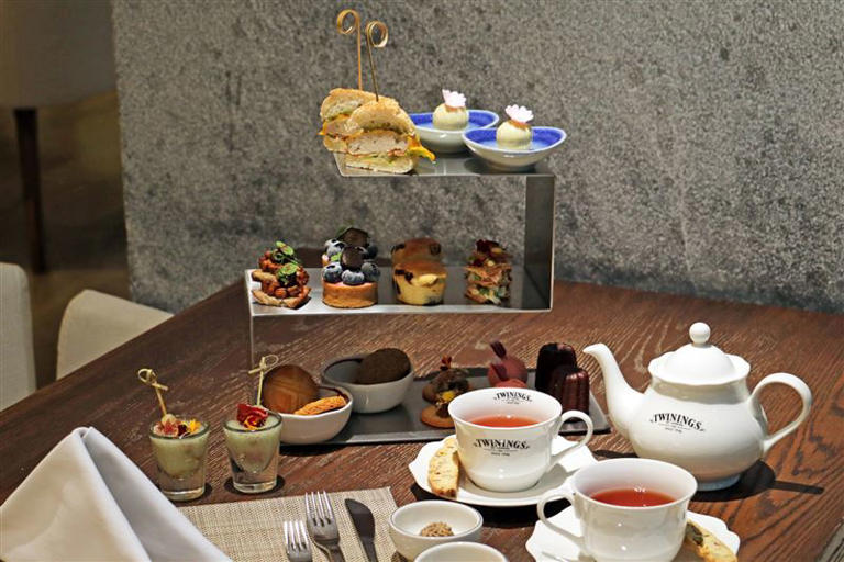 PURE歐式餐廳攜手TWININGS唐寧茶，再創英式下午茶新滋味，雙人份每套1,580元+10%起。（圖／飯店旅宿業者提供）