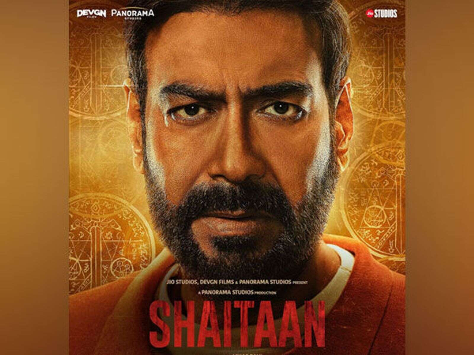 new 'shaitaan' poster reveals ajay devgn's thriller look