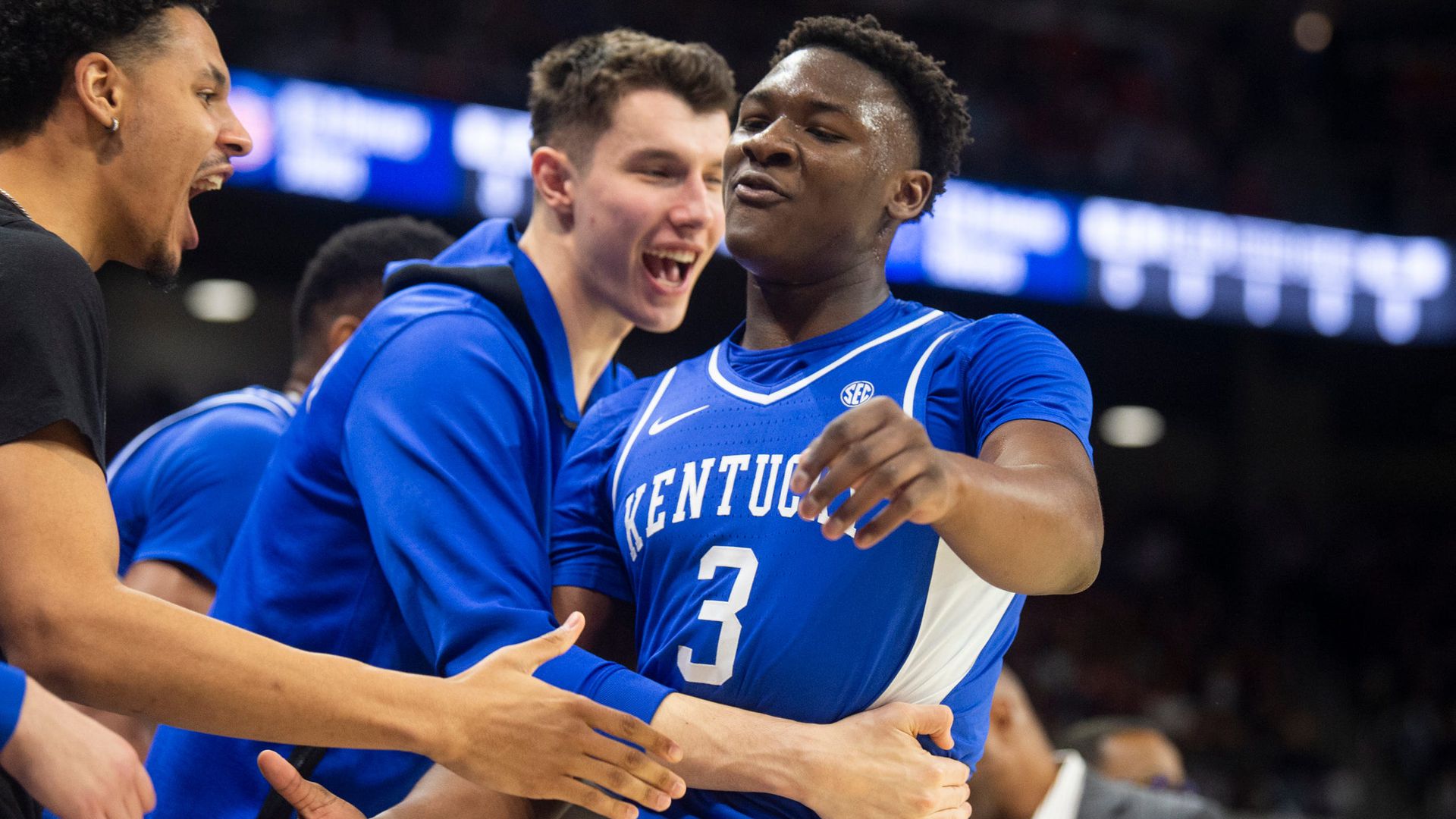 monday headlines: kentucky in the new college basketball rankings (update)