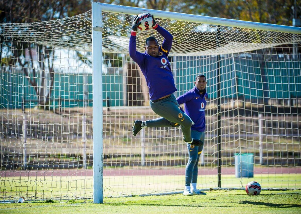chiefs should have handled khune situation better, says ex-coach
