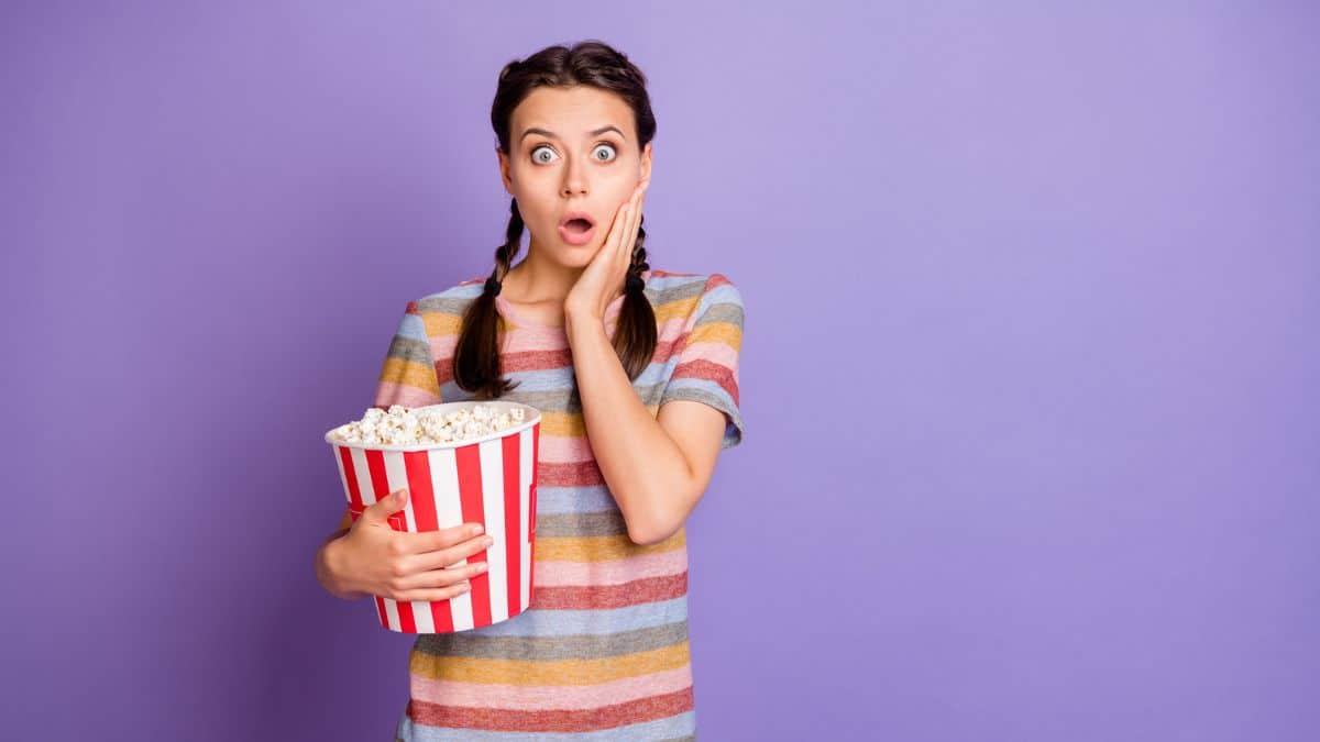 <p><span>Forget movie theaters; popcorn is a road trip hero. Low in calories, high in fiber, it’s perfect for mindless munching. A </span><a href="https://www.hsph.harvard.edu/nutritionsource/carbohydrates/fiber/"><span>study</span></a><span> shows whole grains like popcorn contribute to dietary fiber intake, essential for gut health​​.</span></p>