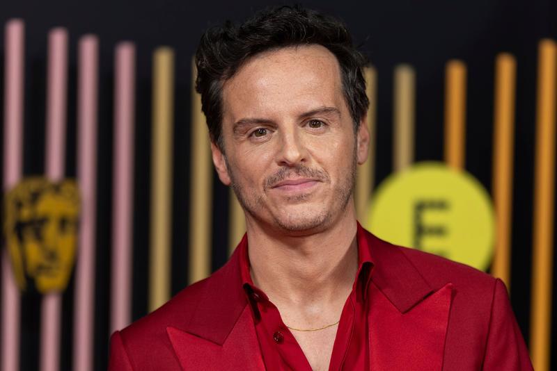 bbc reporter criticised for asking andrew scott about barry keoghan's naked dance scene in saltburn