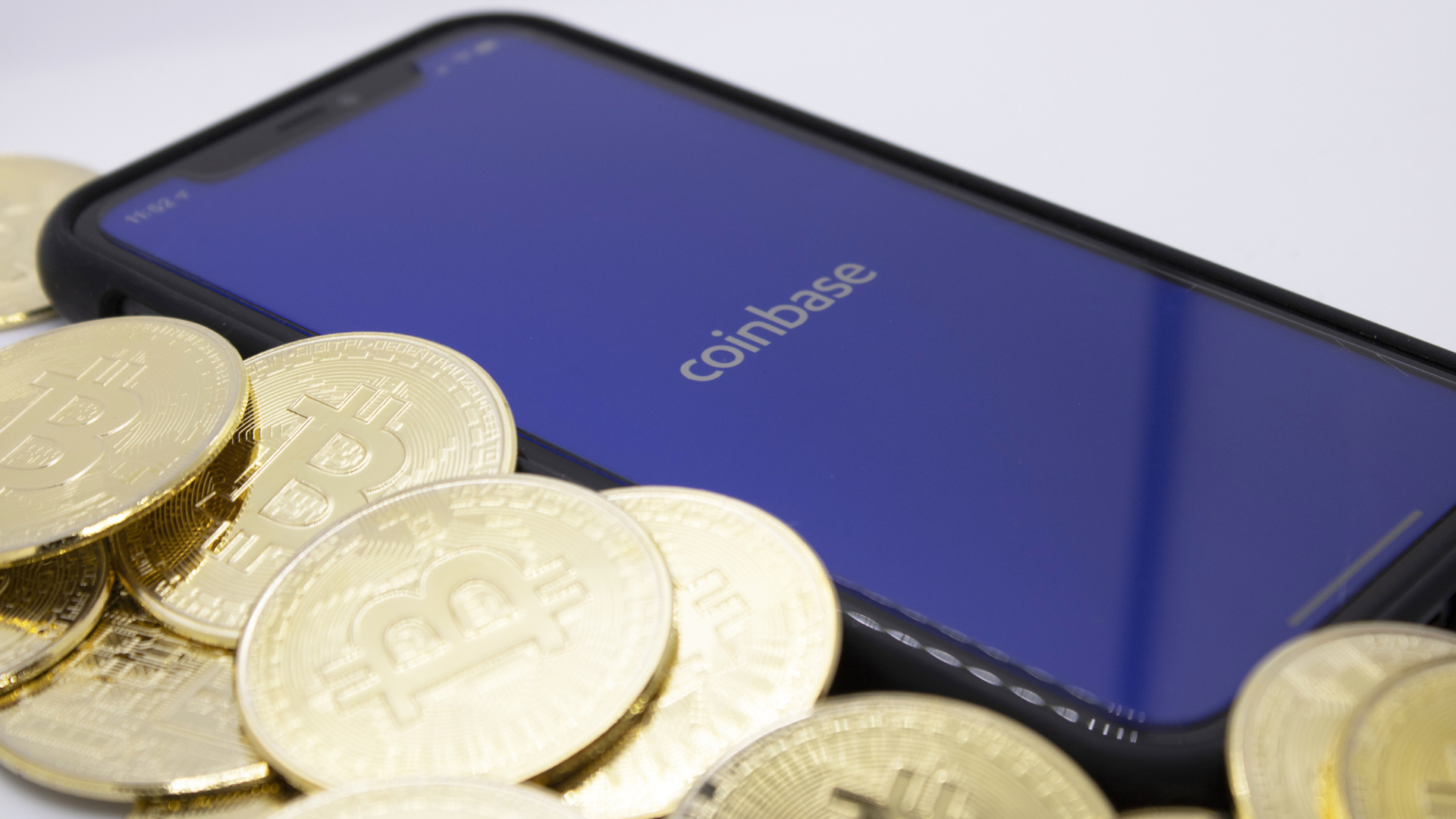 Here’s How Much a $1K Investment in Coinbase Stock in 2021 Would Be