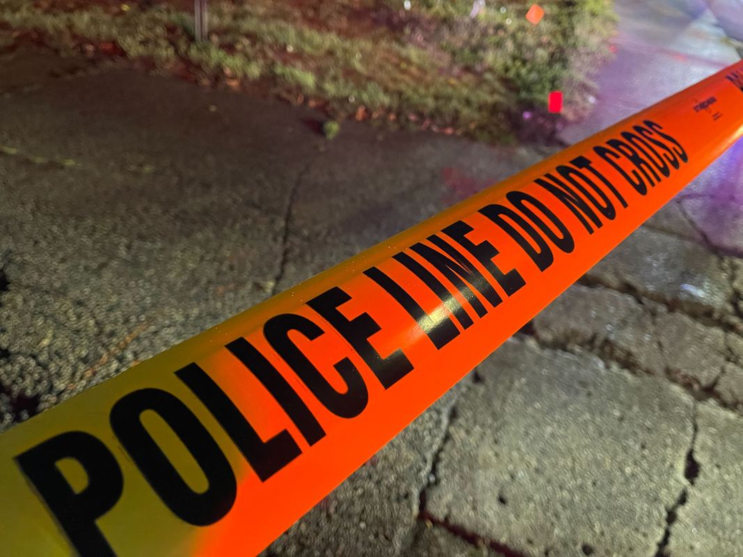Man dead after overnight shooting in East Isles neighborhood<br>