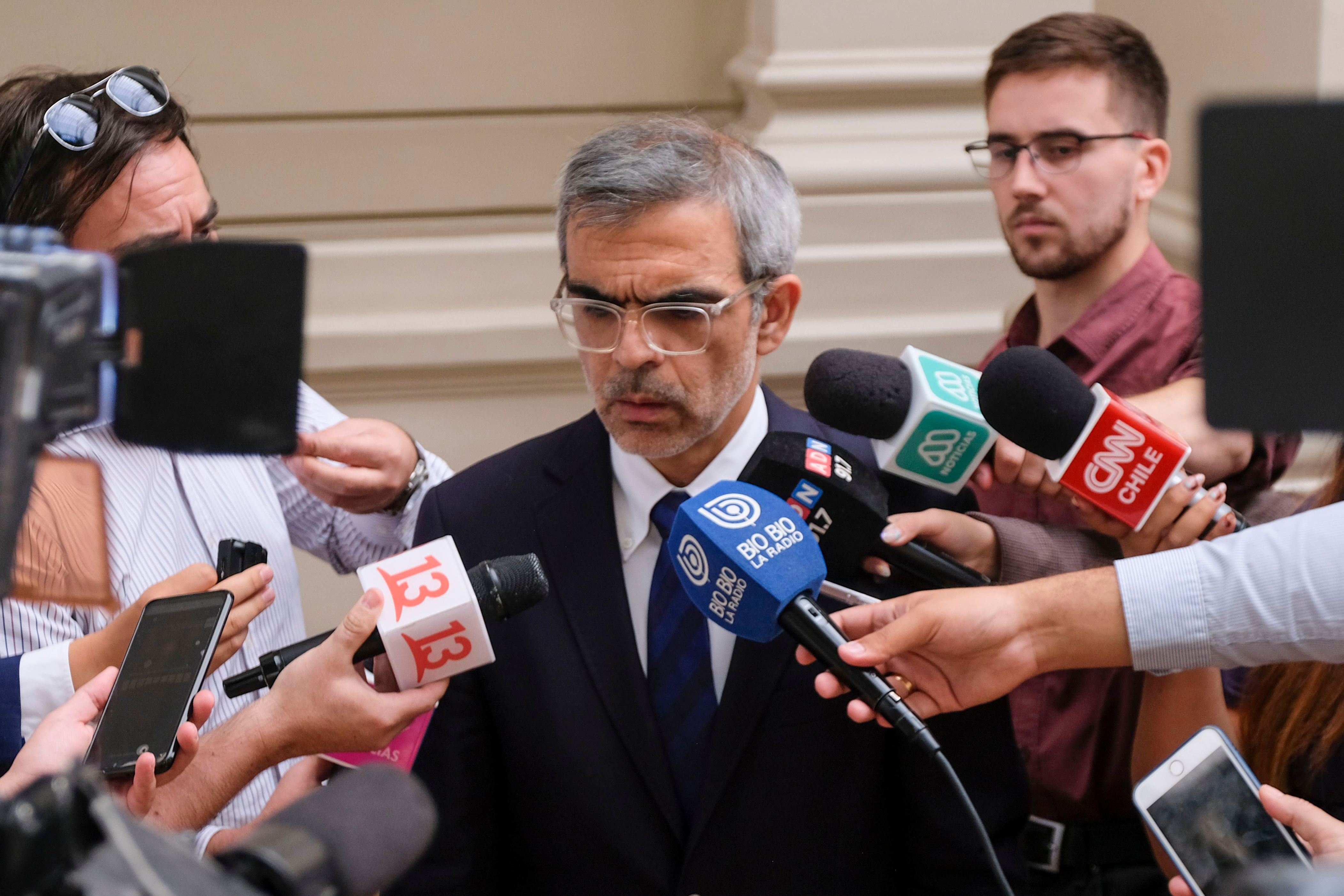 Ministro Cordero Y Situación De Miguel Crispi En La Moneda: “Mientras ...