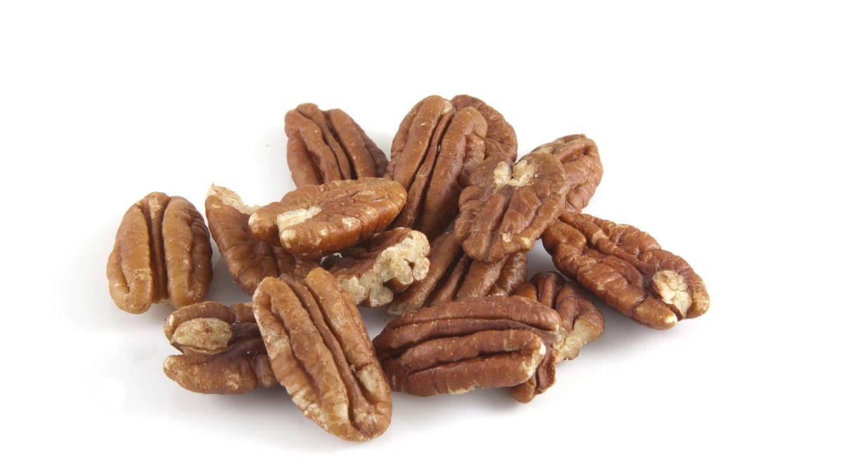 <p><span>Almonds, a road trip superstar, offer a satisfying crunch. Rich in protein and good fats, they keep energy levels stable. A handful can make a significant difference, as</span><a href="https://www.ncbi.nlm.nih.gov/pmc/articles/PMC6628856/"><span> studies</span></a><span> suggest they reduce hunger and calorie intake later in the day​​.</span></p>