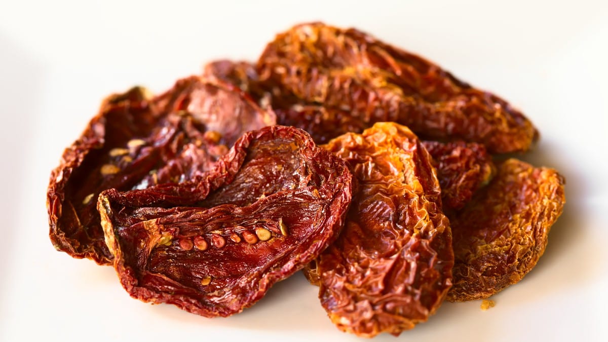 <p><span>Beef jerky is a protein-rich, low-fat option. It's perfect for curbing hunger without the bulk. Just watch the sodium content to keep things healthy.</span></p>