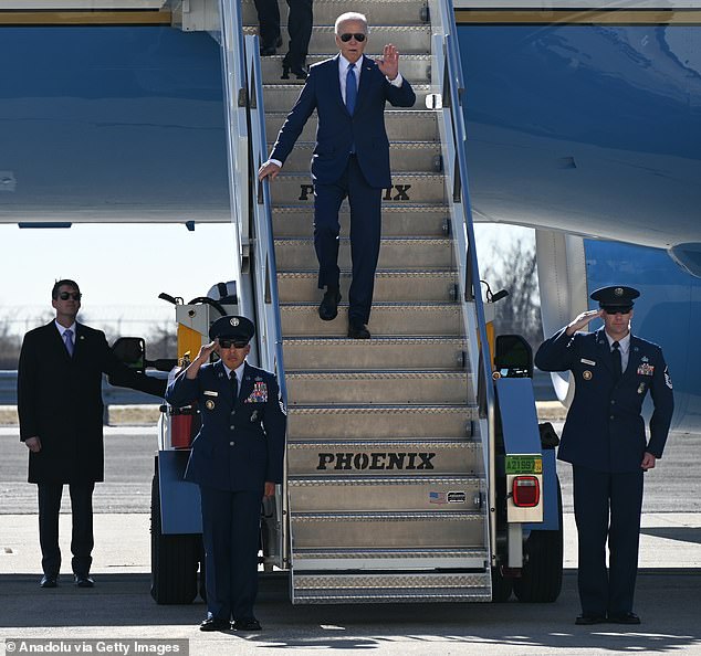 biden, 81, now has a secret service agent stand at the bottom of air force one steps to make sure he doesn't fall as his fitness for office comes under greater scrutiny